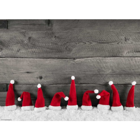Weihnachtliches Arrangement aus roten Zipfelmützen im Schnee - Tischset aus Papier 44 x 32 cm